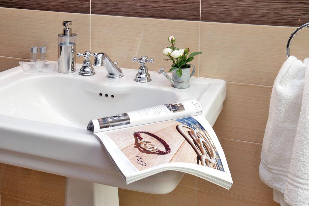 San Pietro Stazione Guesthouse Roma Ngoại thất bức ảnh