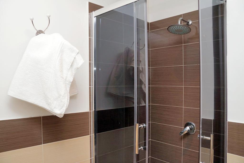 San Pietro Stazione Guesthouse Roma Ngoại thất bức ảnh