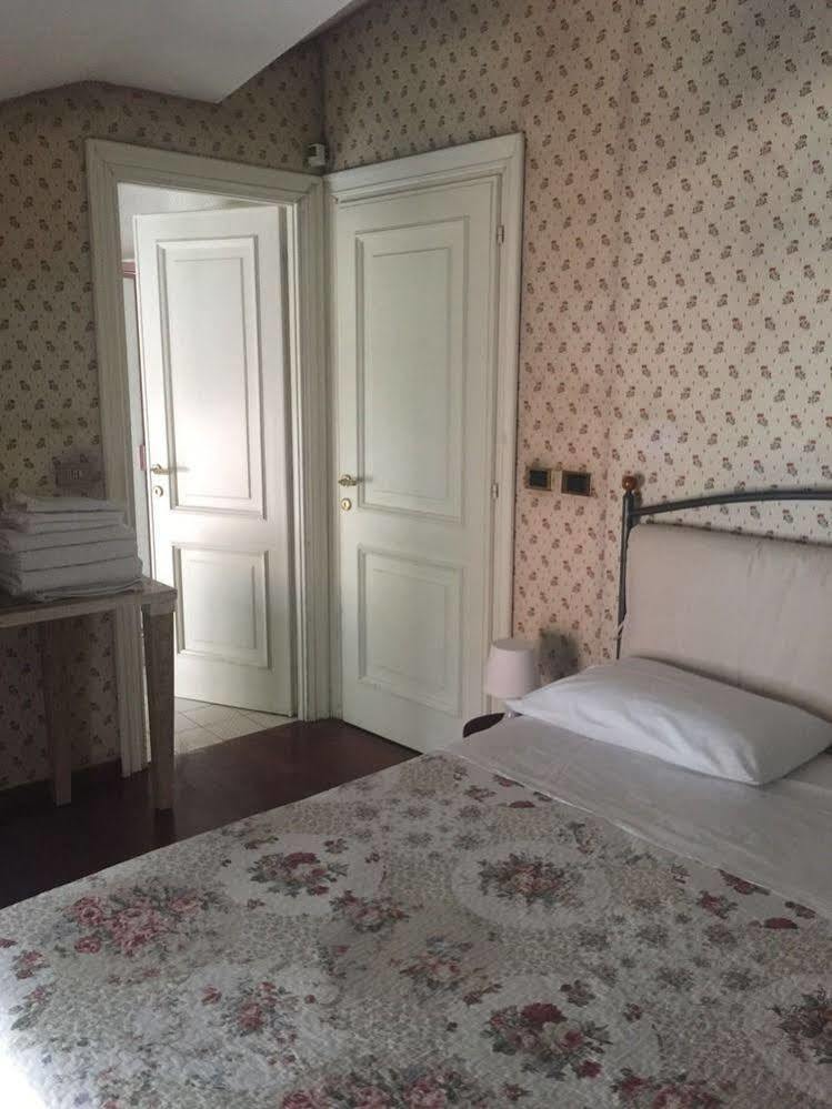San Pietro Stazione Guesthouse Roma Ngoại thất bức ảnh