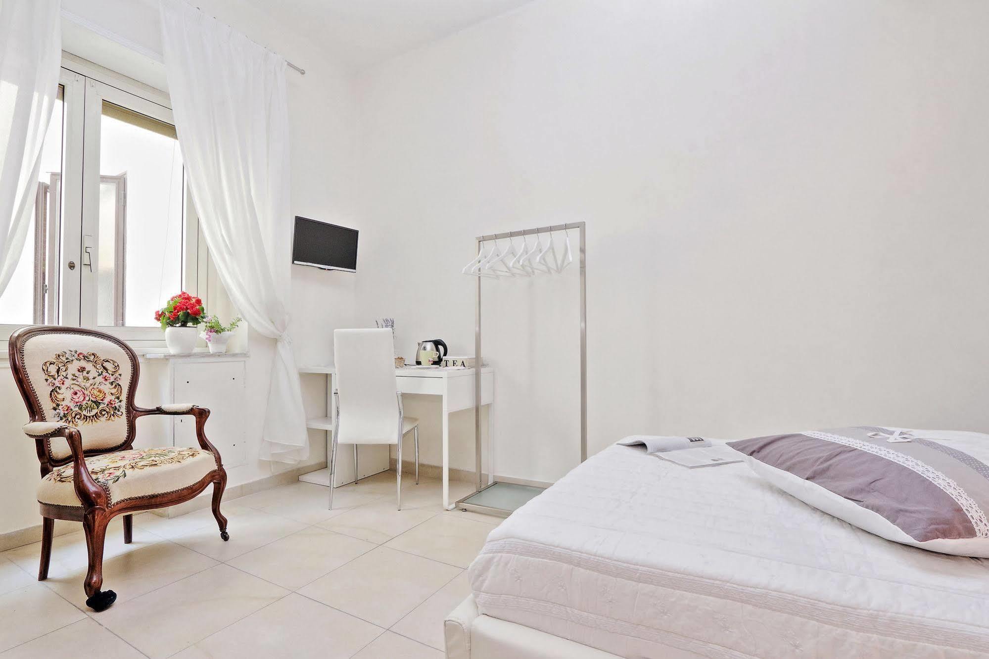 San Pietro Stazione Guesthouse Roma Ngoại thất bức ảnh